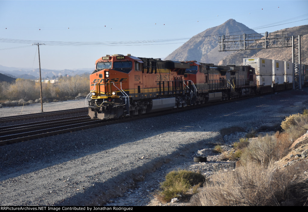 BNSF 8034